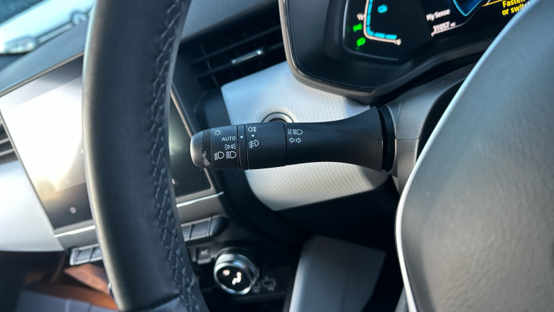 Renault Clio 1.6 E-TECH Hybrid 140 SE Edition 5dr Auto Hybrid Hatchback